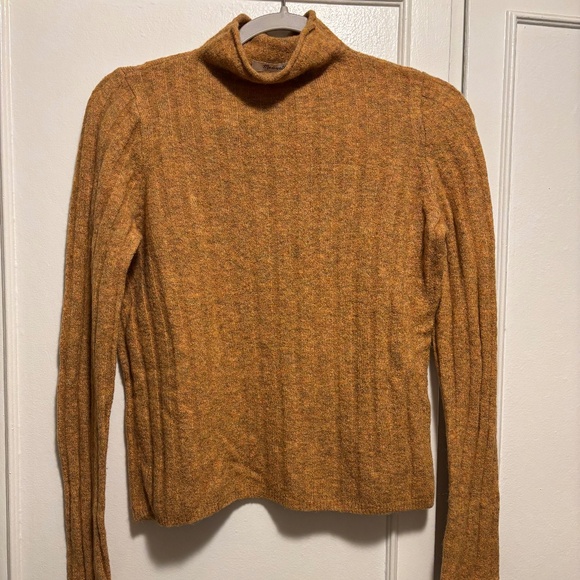 Madewell Sweater - Picture 1 of 3